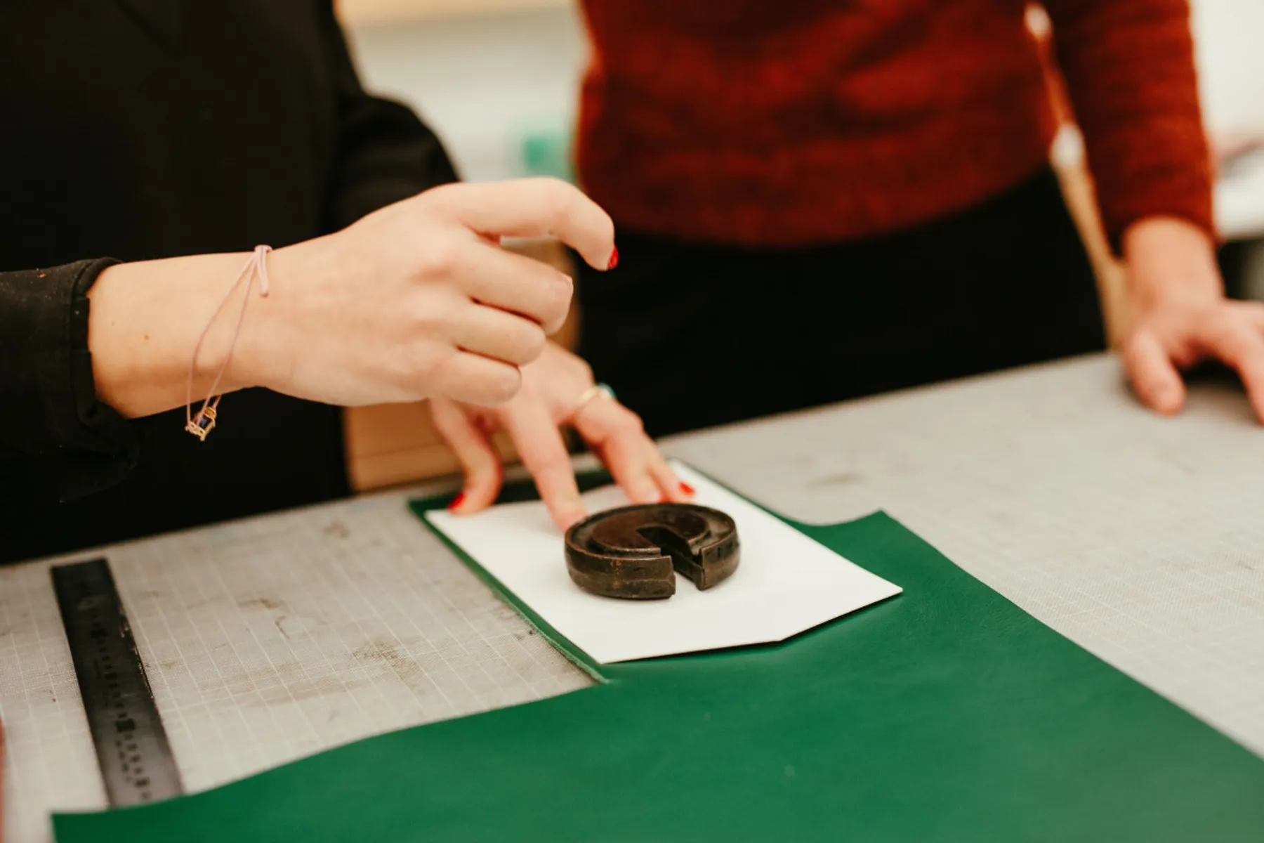 Créez votre porte-monnaie au point sellier - Image n°2 - Wecandoo