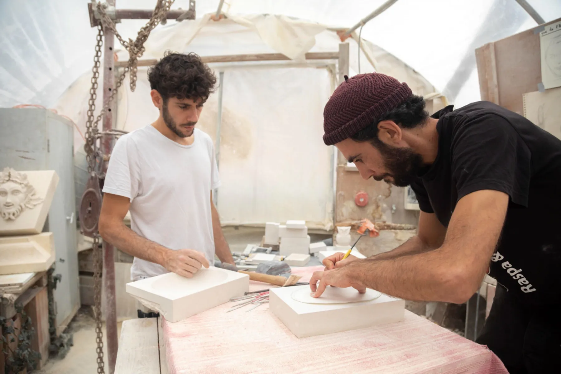 Réalisez votre porte-savon en pierre taillée - Image n°2 - Wecandoo