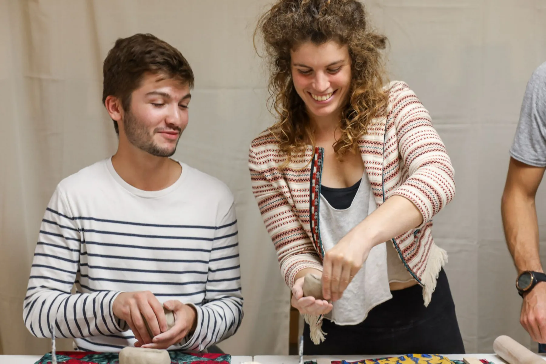 Modelez votre duo de bols - Afbeelding nr. 2 - Wecandoo