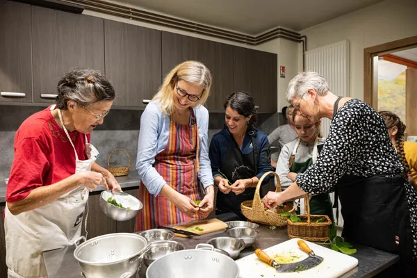 Cuisinez des plantes sauvages - Image n°2 - Wecandoo