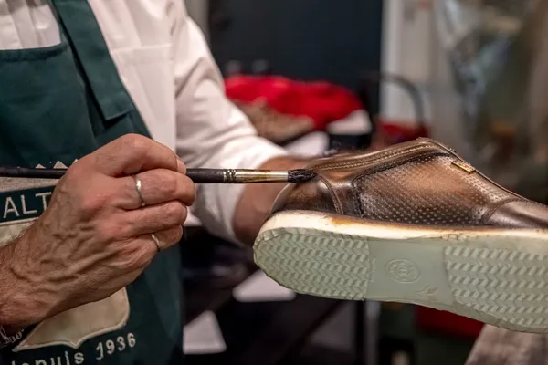 Wecandoo - Repartez avec des baskets patinées
