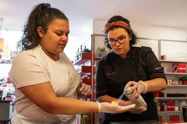 Réalisez vos brigadeiros traditionnels avec Julia - Image n°1 - Wecandoo