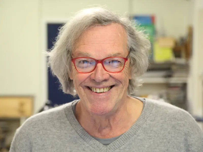 Patrick : Vitrailliste à La Clayette
