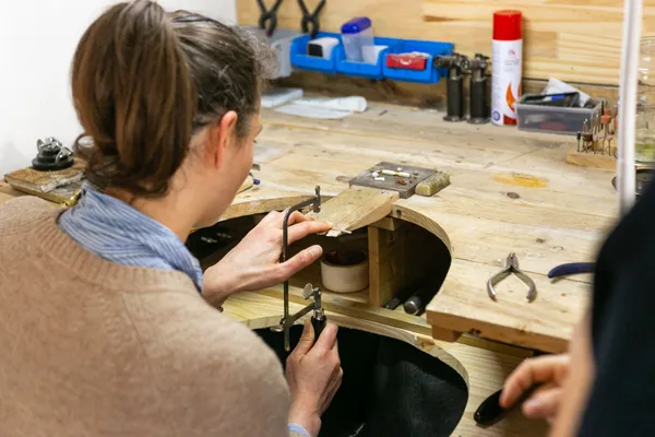 Réalisez votre bague en argent martelé ou votre set de petits anneaux fins texturés - Afbeelding nr. 1 - Wecandoo