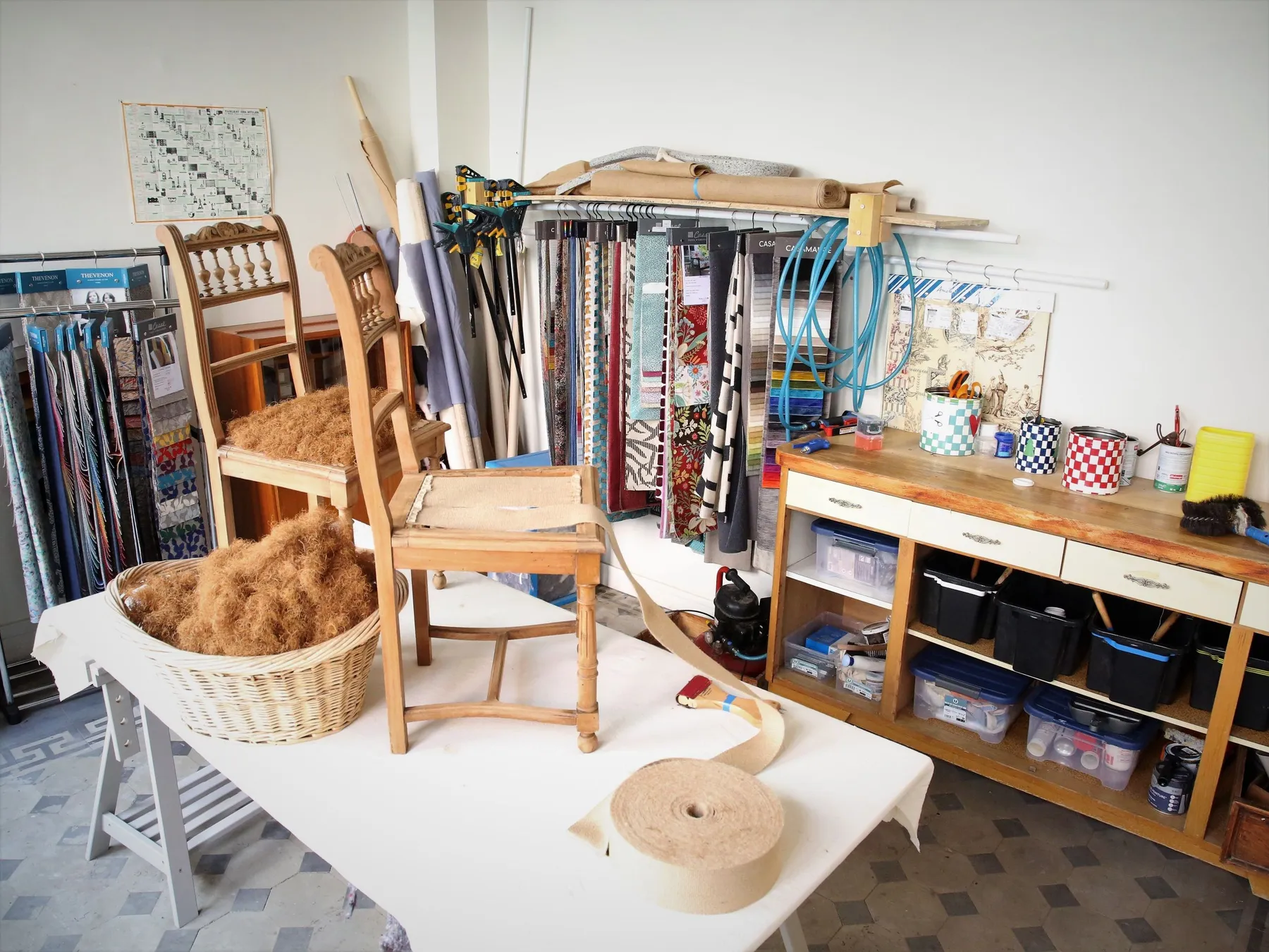 Relookez votre chaise avec Eliane - Image n°1 - Wecandoo