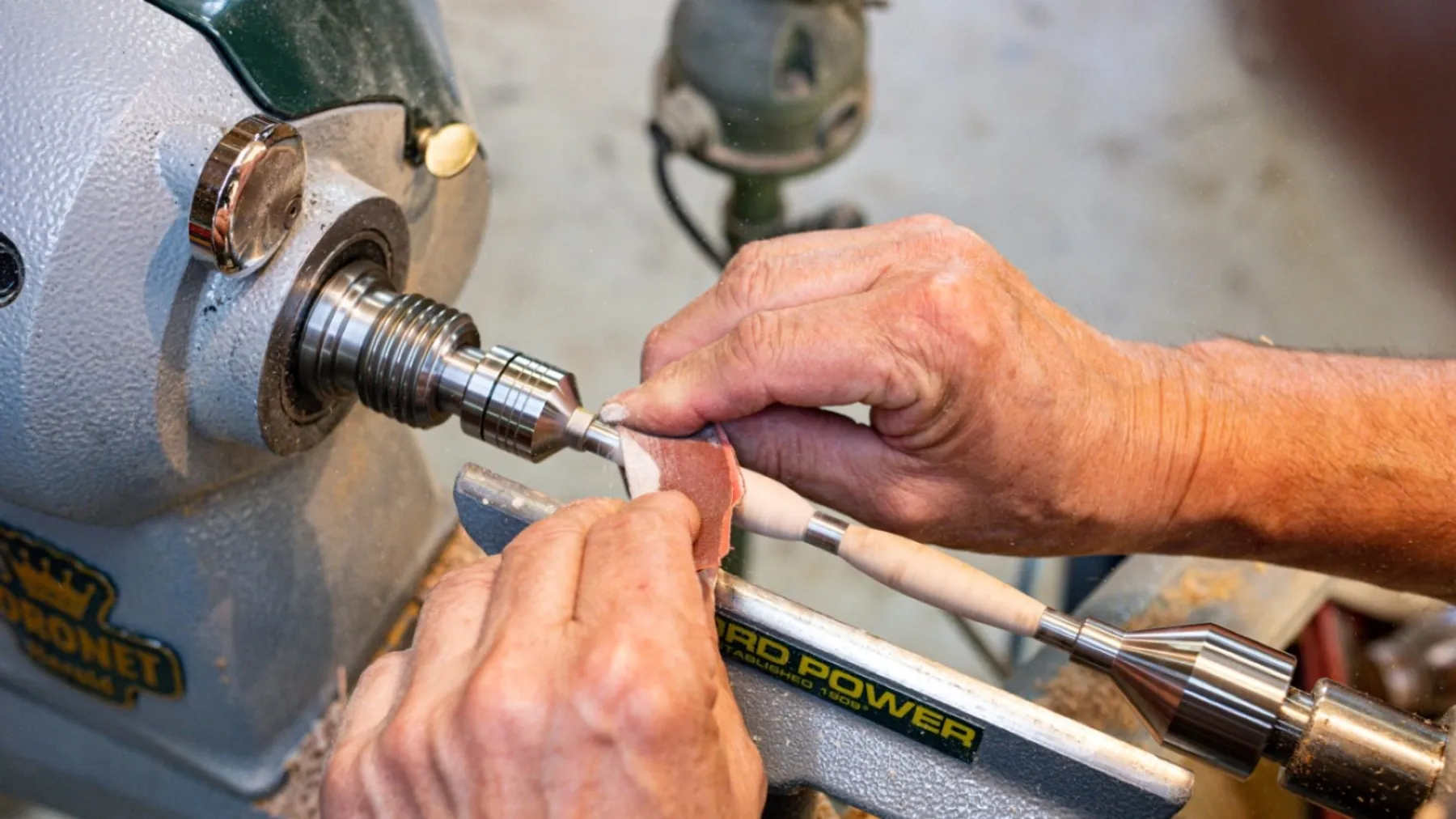 Tournez votre stylo en bois - Image n°3 - Wecandoo