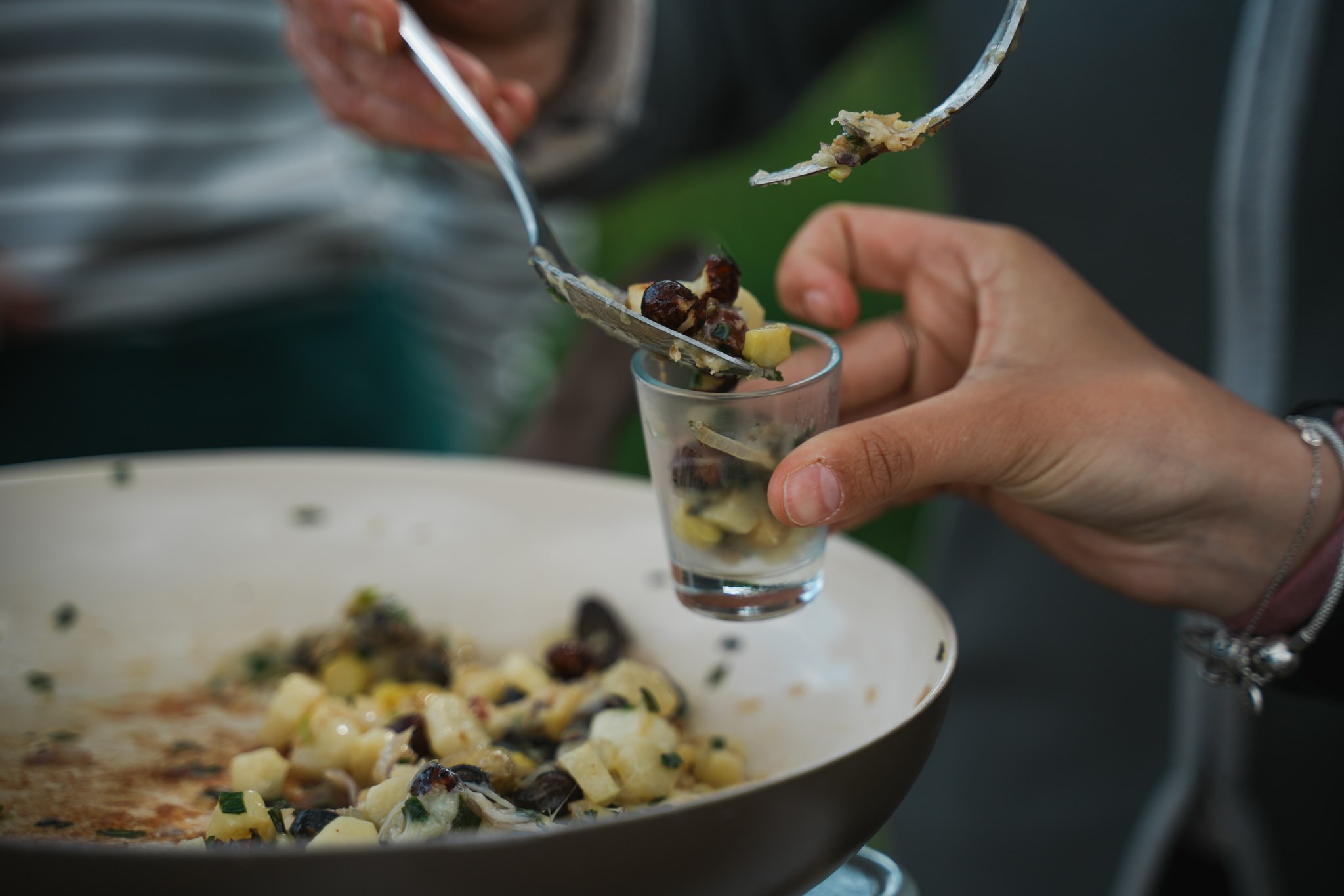 Wecandoo - Visitez un élevage d'escargots et apprenez à les cuisiner - Image n°6