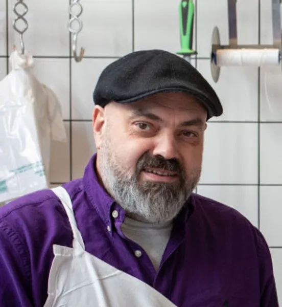 Olivier: Artisan Boucher in Montreuil