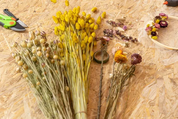 Réalisez votre bouquet de fleurs séchées - Image n°3 - Wecandoo