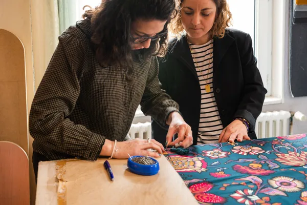 Fabriquez votre matelas de sol avec Nawel - Image n°2 - Wecandoo