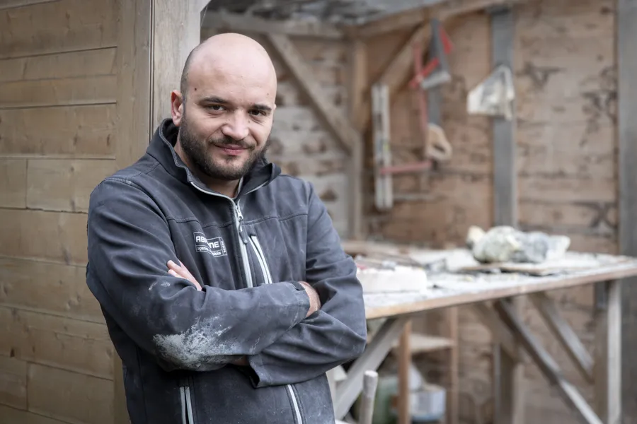Vincent : Sculpteur de pierre à Dordogne (24)
