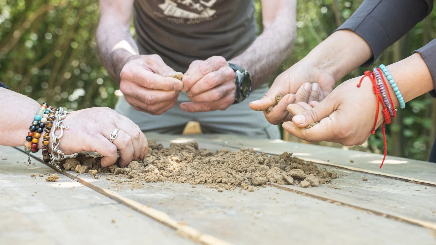Initiez-vous à la poterie ancestrale sur une journée - Afbeelding nr. 4 - Wecandoo