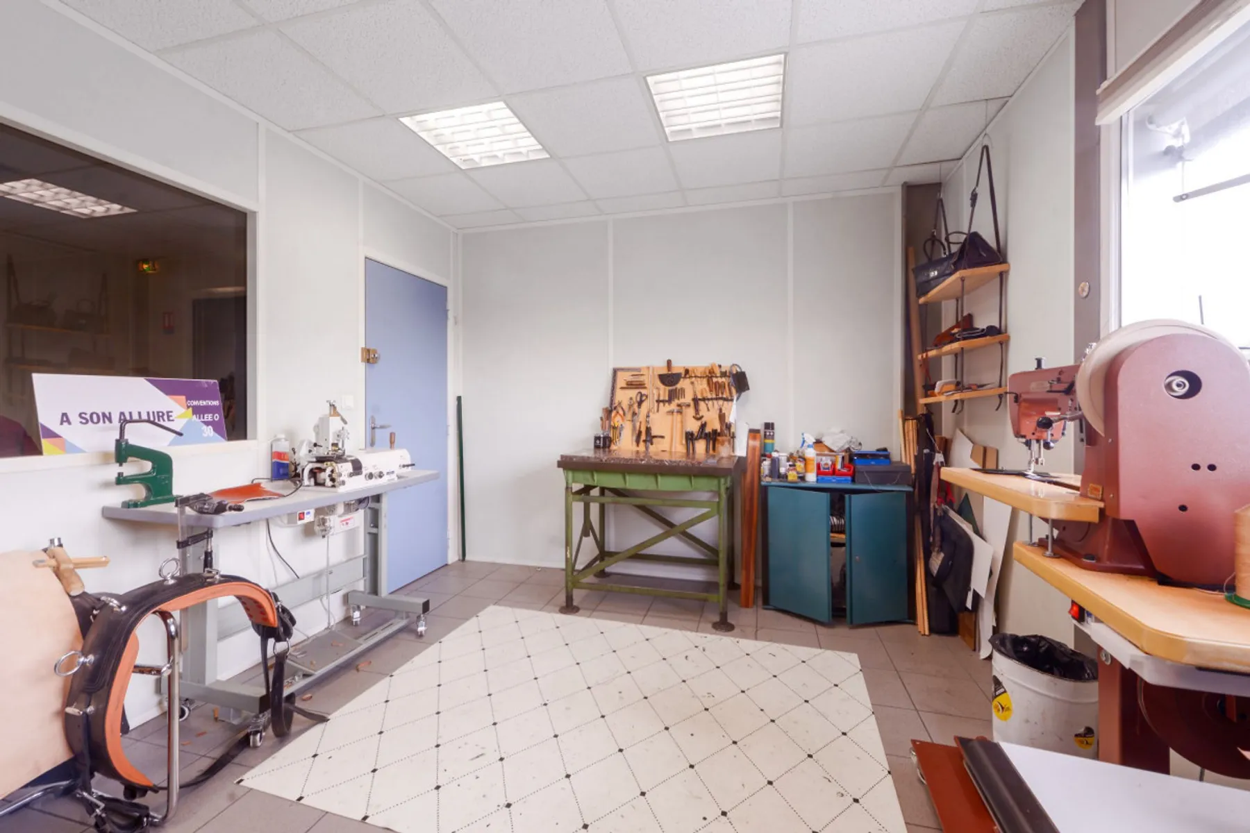 Fabriquez votre pochette en cuir - Afbeelding nr. 1 - Wecandoo