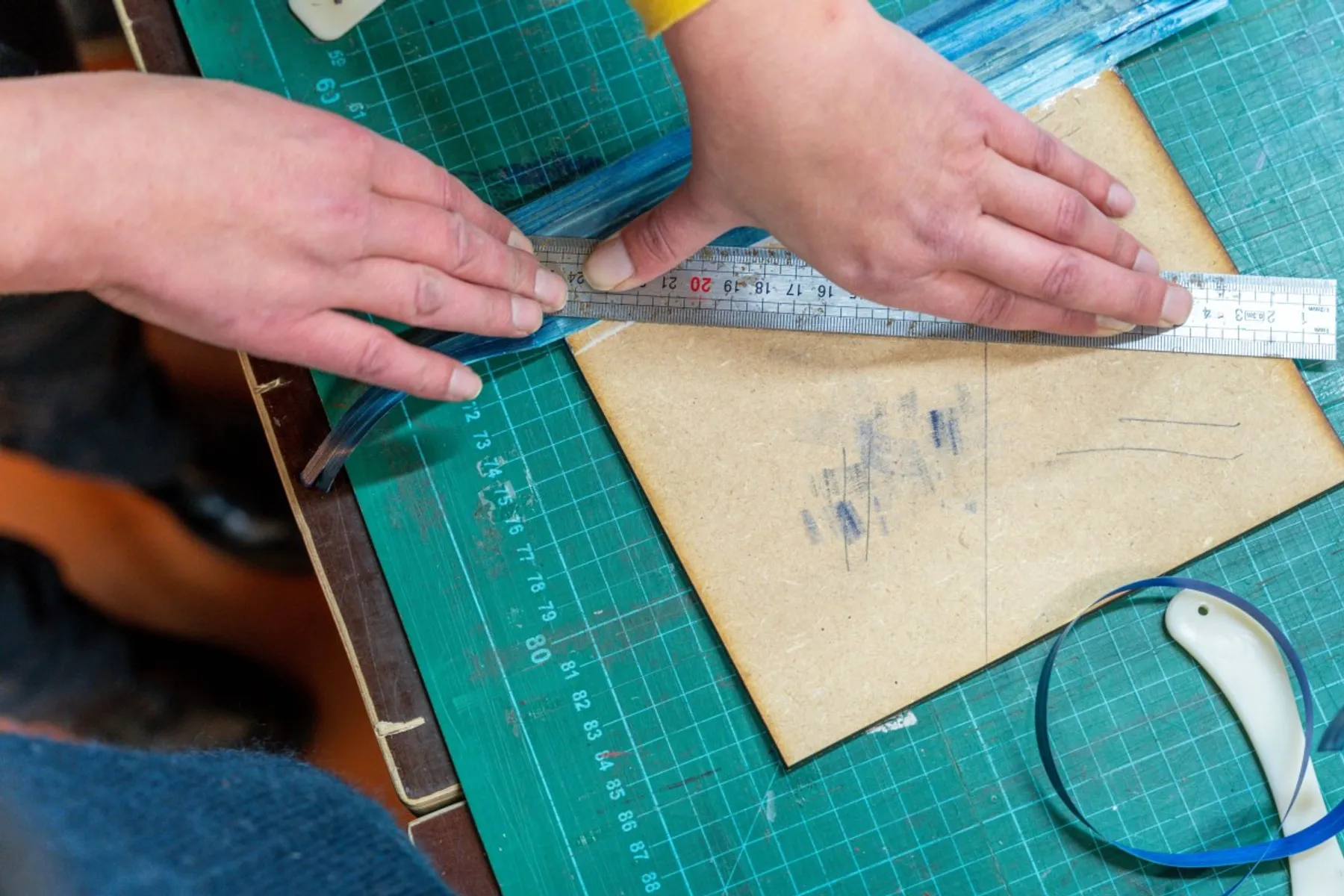 Réalisez votre boîte en marqueterie - Image n°4 - Wecandoo