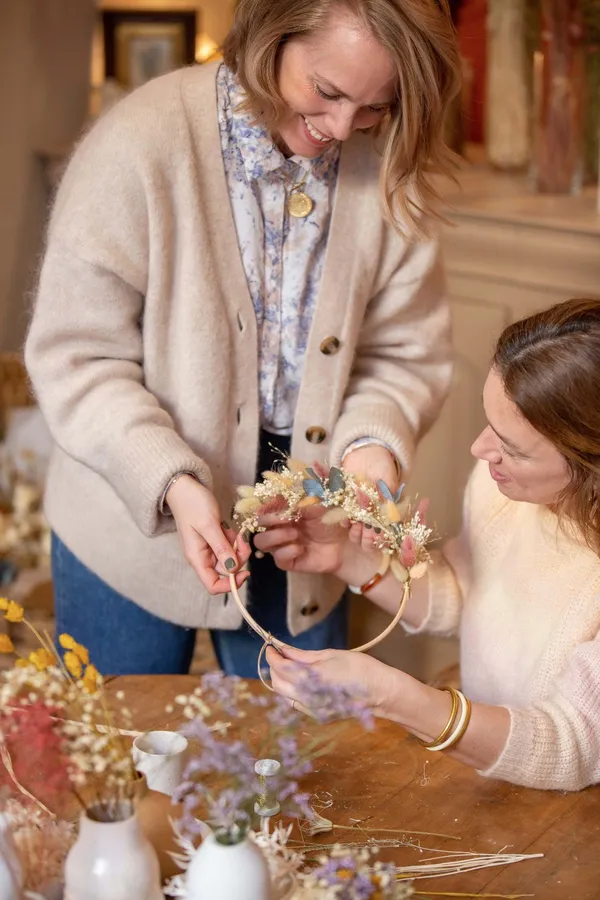 Créez votre couronne murale en fleurs séchées - Image n°2 - Wecandoo