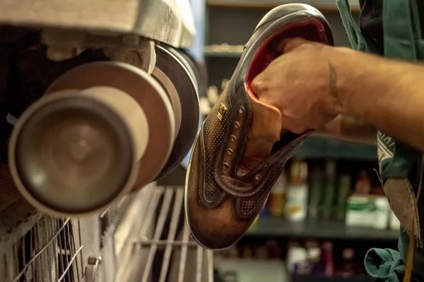 Repartez avec des baskets patinées - Image n°3 - Wecandoo