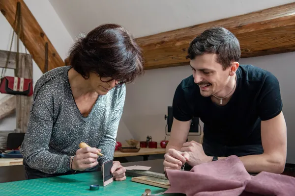 Créez votre porte-cartes - Afbeelding nr. 3 - Wecandoo