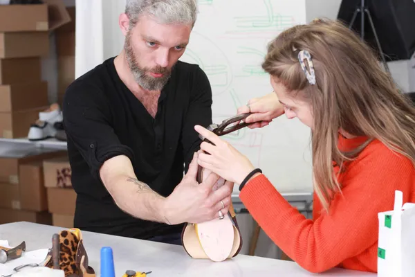 Fabriquez vos sneakers en cuir - 2J - Image n°5 - Wecandoo