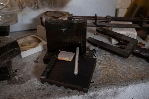 Fabriquez votre jonc en argent - Image n°2 - Wecandoo