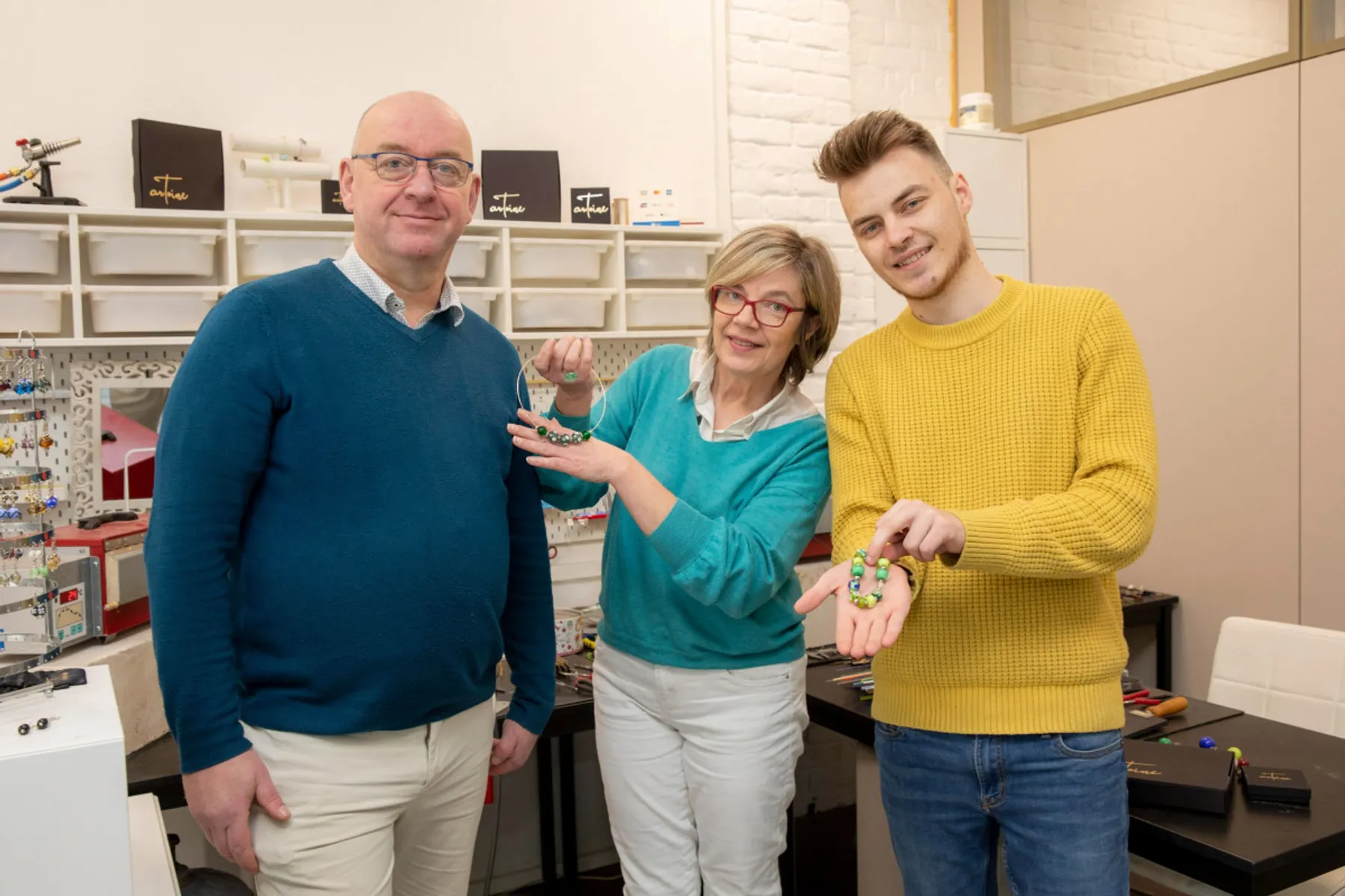 Fabriquez votre bijou en verre filé - Image n°4 - Wecandoo