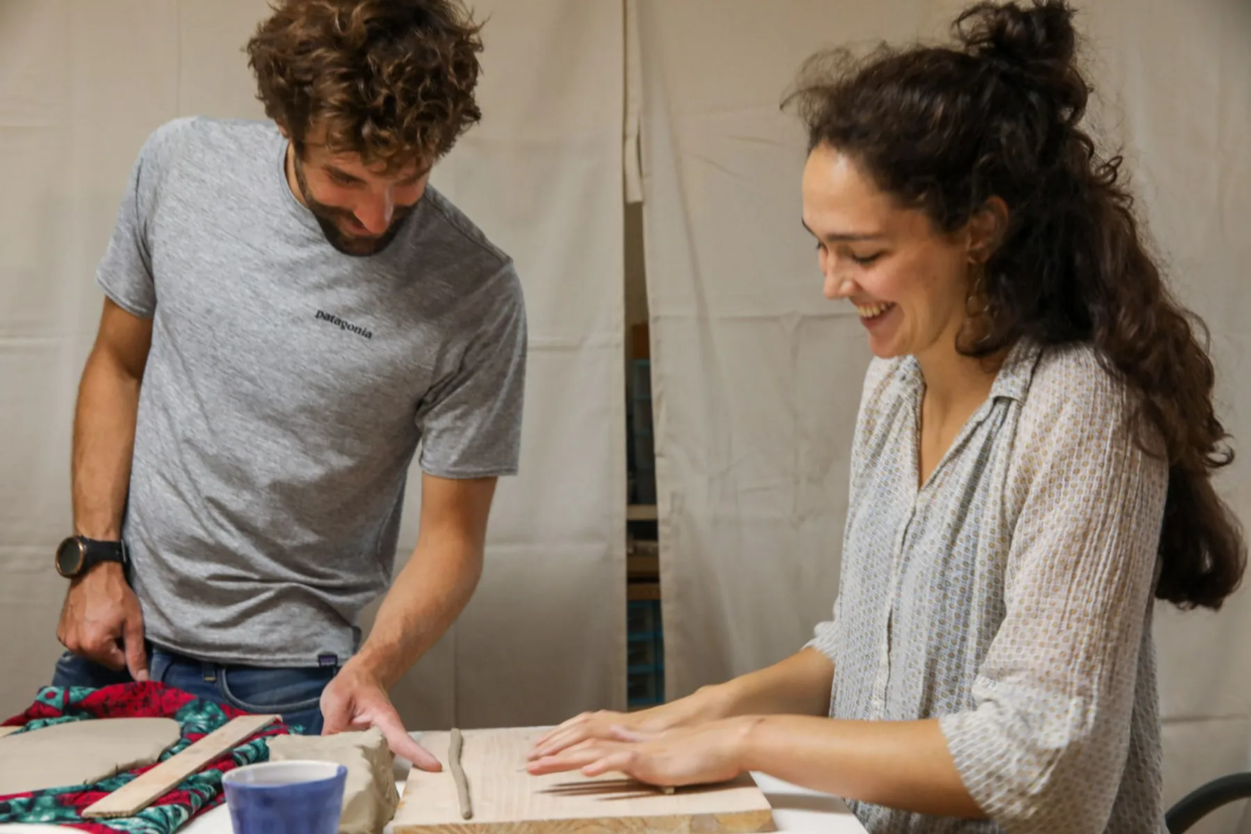 Modelez votre duo de bols - Afbeelding nr. 3 - Wecandoo