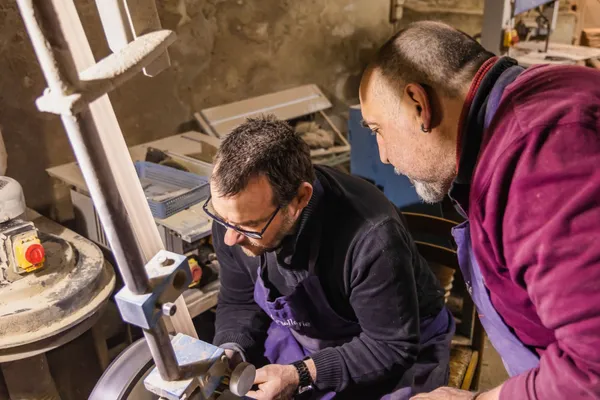 Réalisez votre couteau pliant en corne de taureau - Image n°2 - Wecandoo