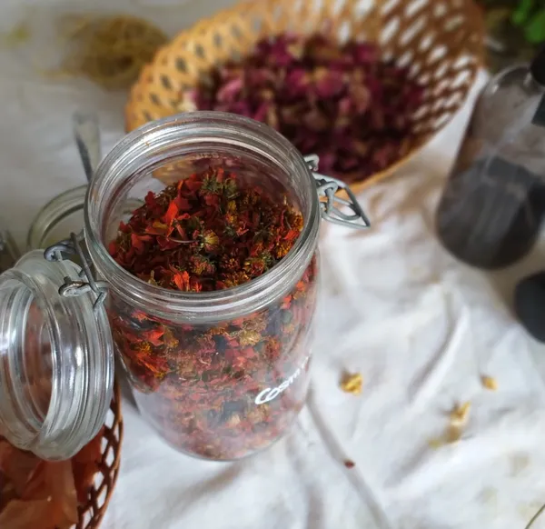 Réalisez votre housse de coussin selon la technique de l'éco-print - Afbeelding nr. 4 - Wecandoo