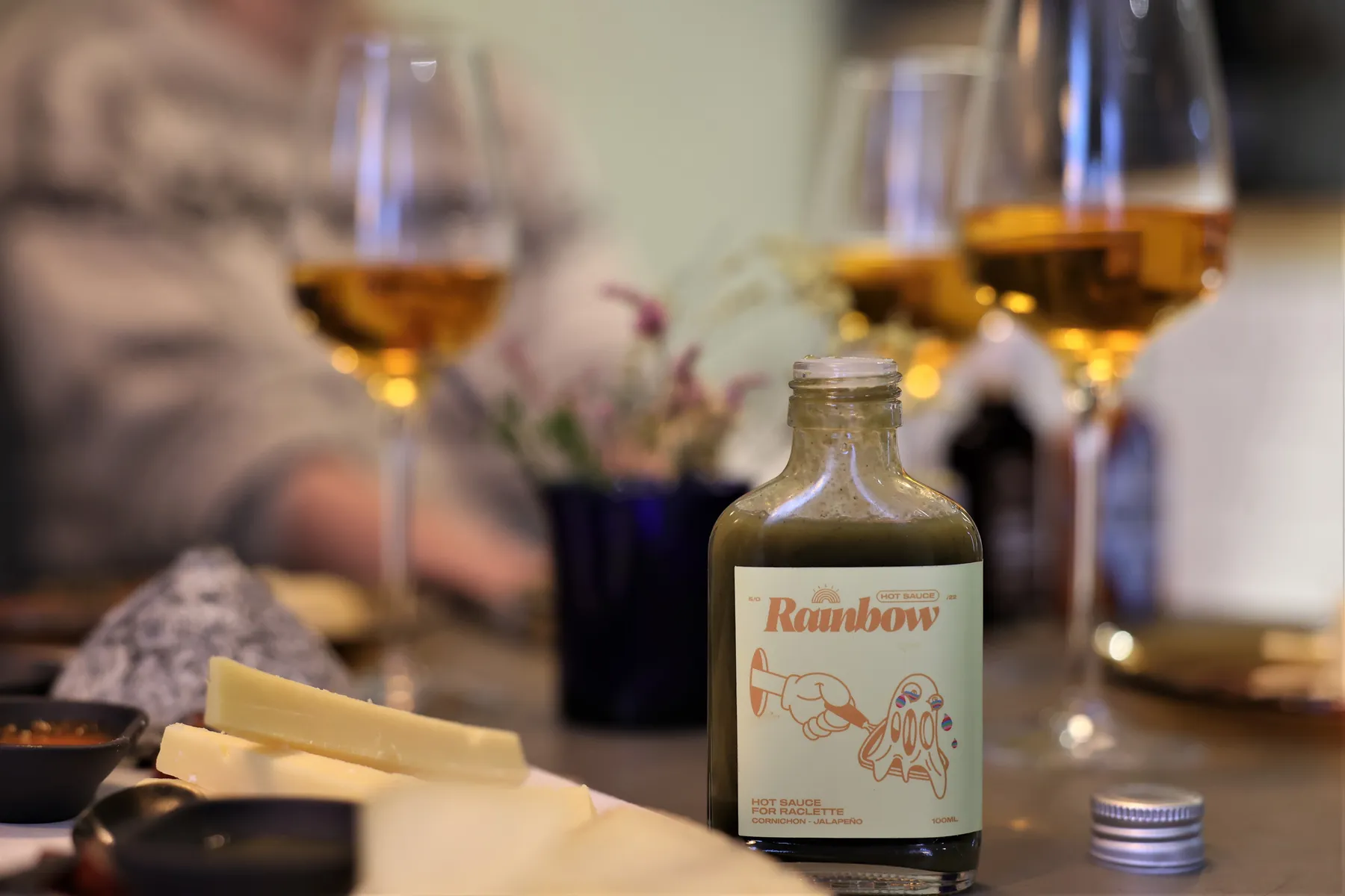 Accordez fromage, vin nature et sauce piquante - Afbeelding nr. 2 - Wecandoo