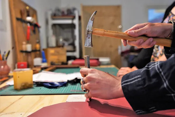 Réalisez votre joli sac en cuir de A à Z - Afbeelding nr. 4 - Wecandoo