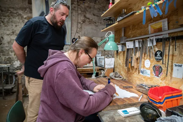 Créez votre couteau pliant personnalisé - 2J - Image n°2 - Wecandoo