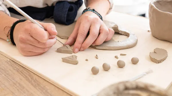 Initiez-vous au modelage et réalisez un duo de pièces - Image n°3 - Wecandoo