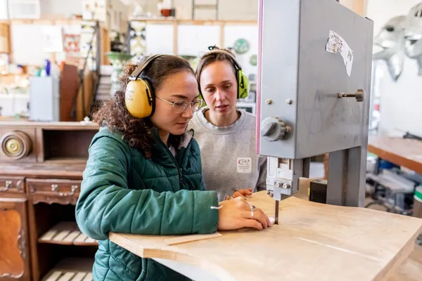 Fabriquez vos boucles d'oreilles en bois - Afbeelding nr. 2 - Wecandoo
