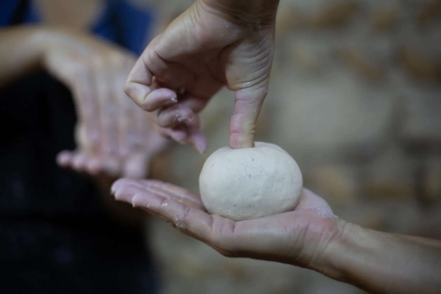 Initiez-vous au modelage de porcelaine - Image n°3 - Wecandoo