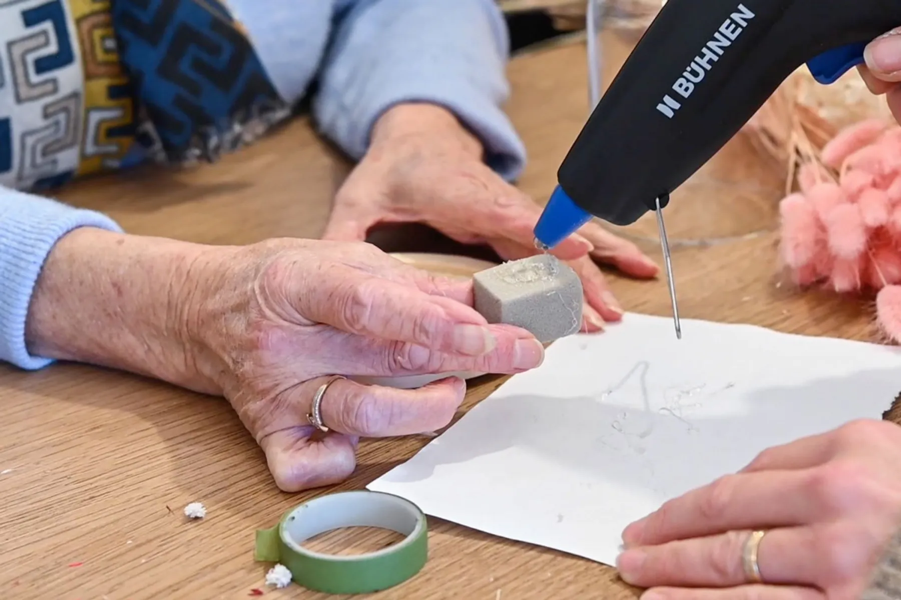 Créez votre cloche de fleurs séchées - Afbeelding nr. 4 - Wecandoo