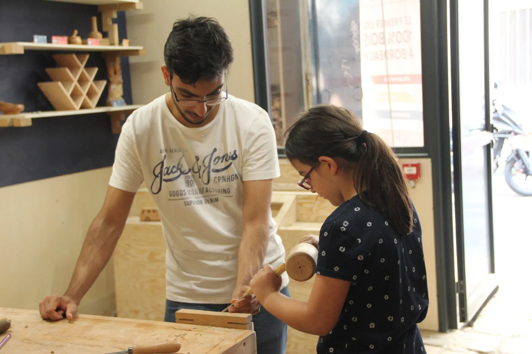 Fabriquez un arc et des flèches - Image n°1 - Wecandoo