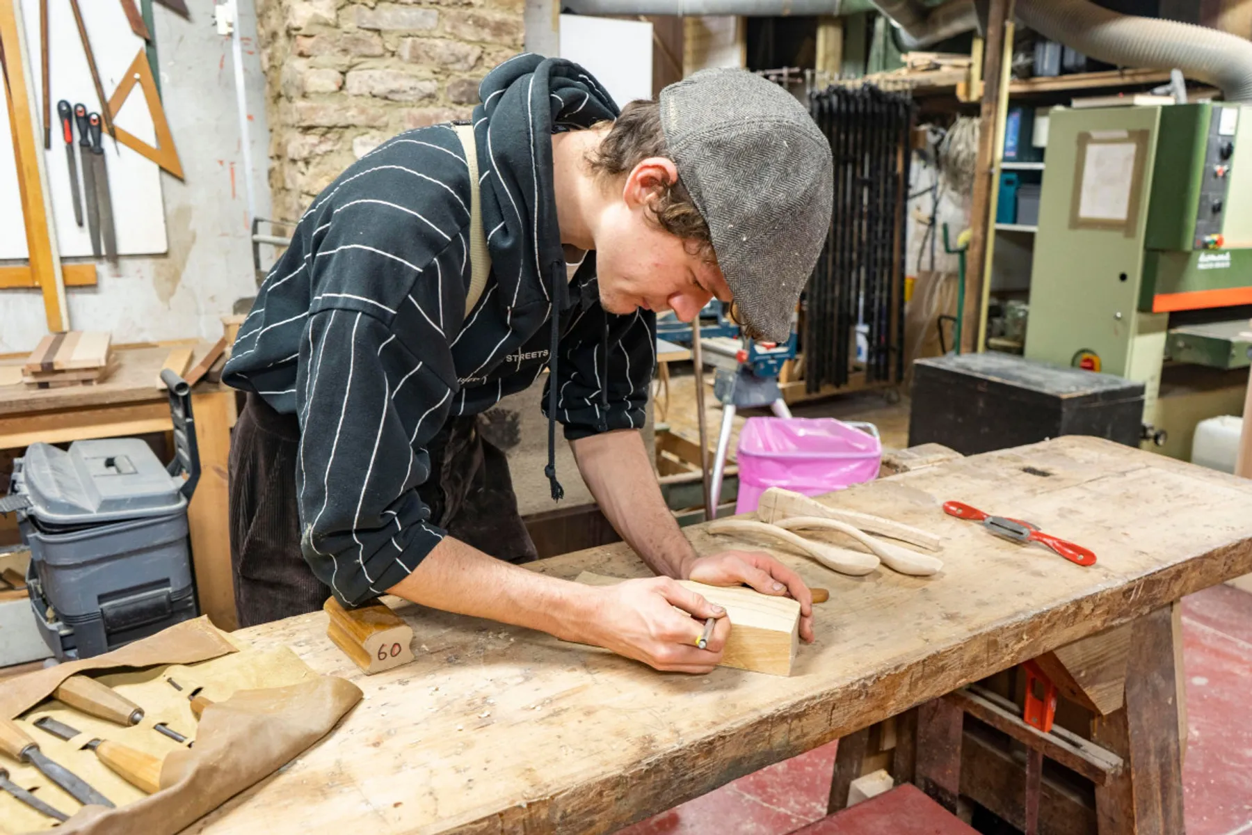 Sculptez votre cuillère en bois avec Michel - Image n°2 - Wecandoo