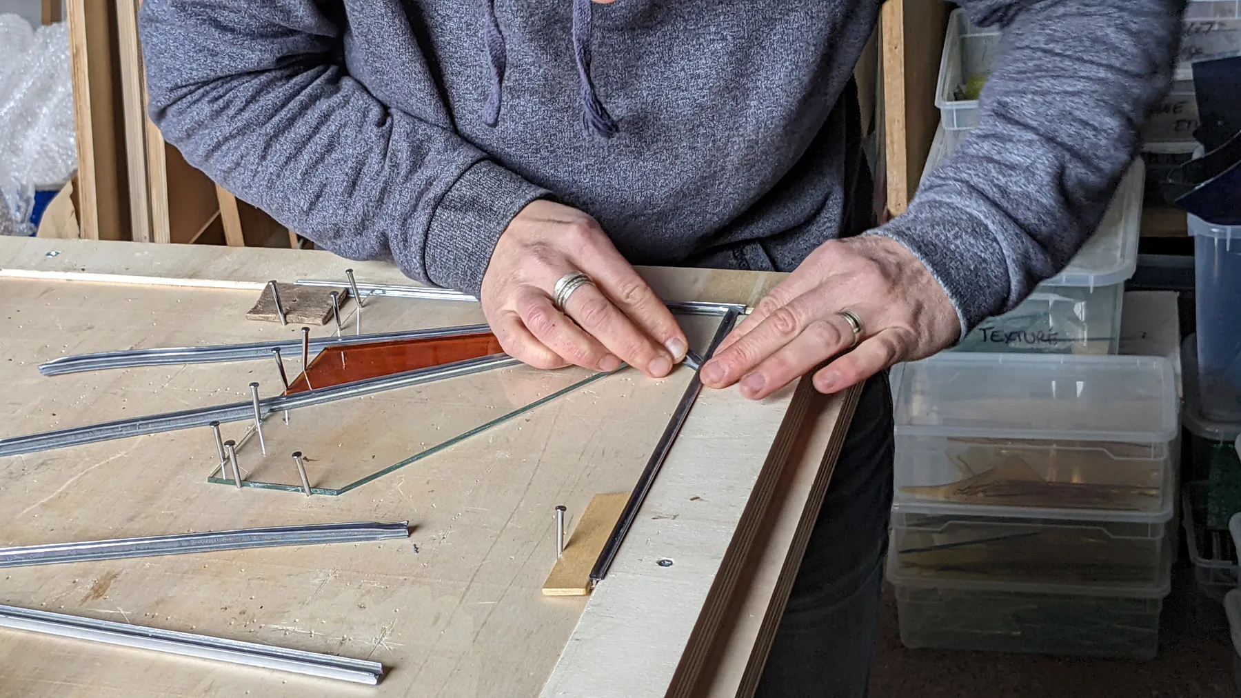 Découvrez l'art du vitrail avec Guillaume - Image n°2 - Wecandoo