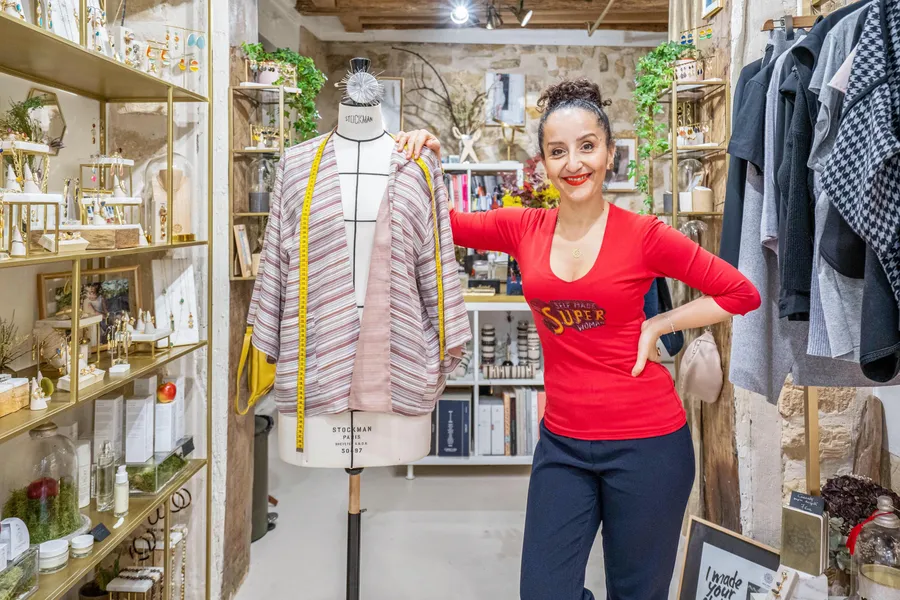 Najette : Styliste à Paris