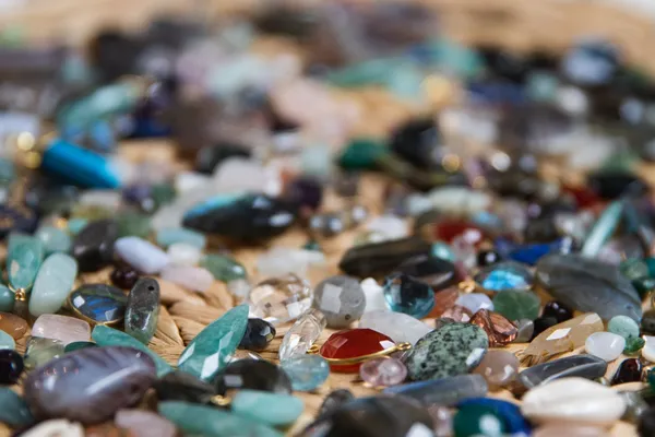 Make your own unique pair of earrings - Image n°2 - Wecandoo