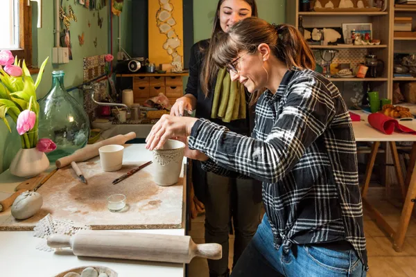 Initiez-vous au coulage de porcelaine et au modelage - Image n°2 - Wecandoo