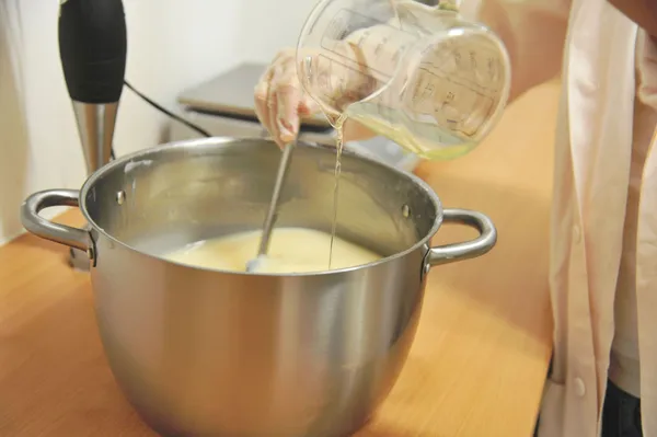 Fabriquez votre savon saponifié à froid - Image n°3 - Wecandoo