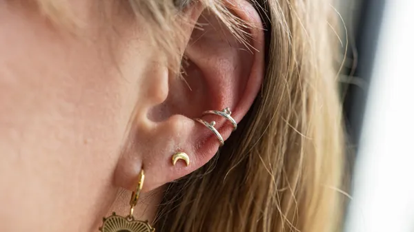 Wecandoo - Réalisez votre duo d'ear cuff perlé en argent