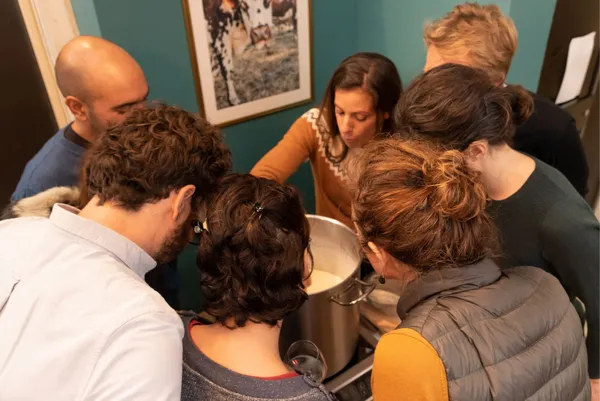 Réalisez la célèbre burrata crémeuse - Image n°4 - Wecandoo