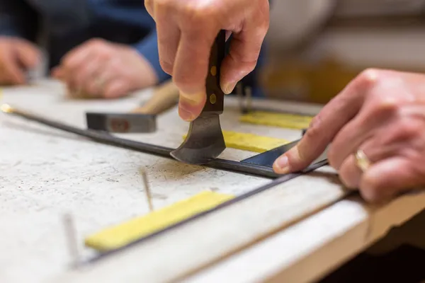 Fabriquez un vitrail traditionnel - Image n°1 - Wecandoo