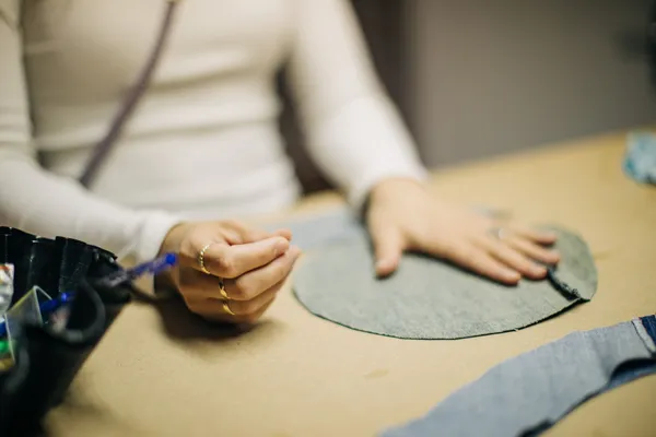 Confectionnez votre casquette de style facteur, gavroche, bohème ou autre - Image n°1 - Wecandoo