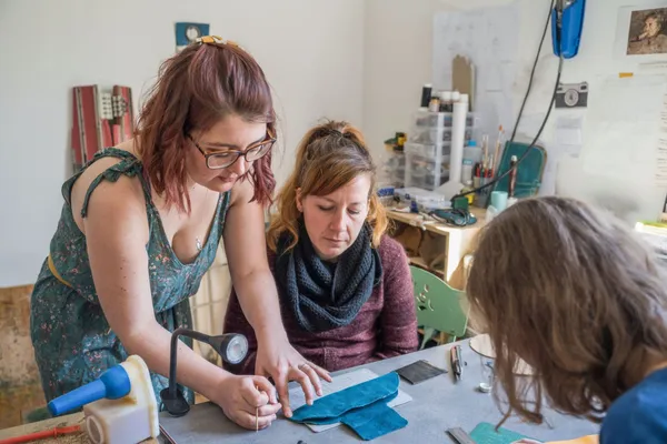 Fabriquez votre pochette de soirée - Image n°2 - Wecandoo