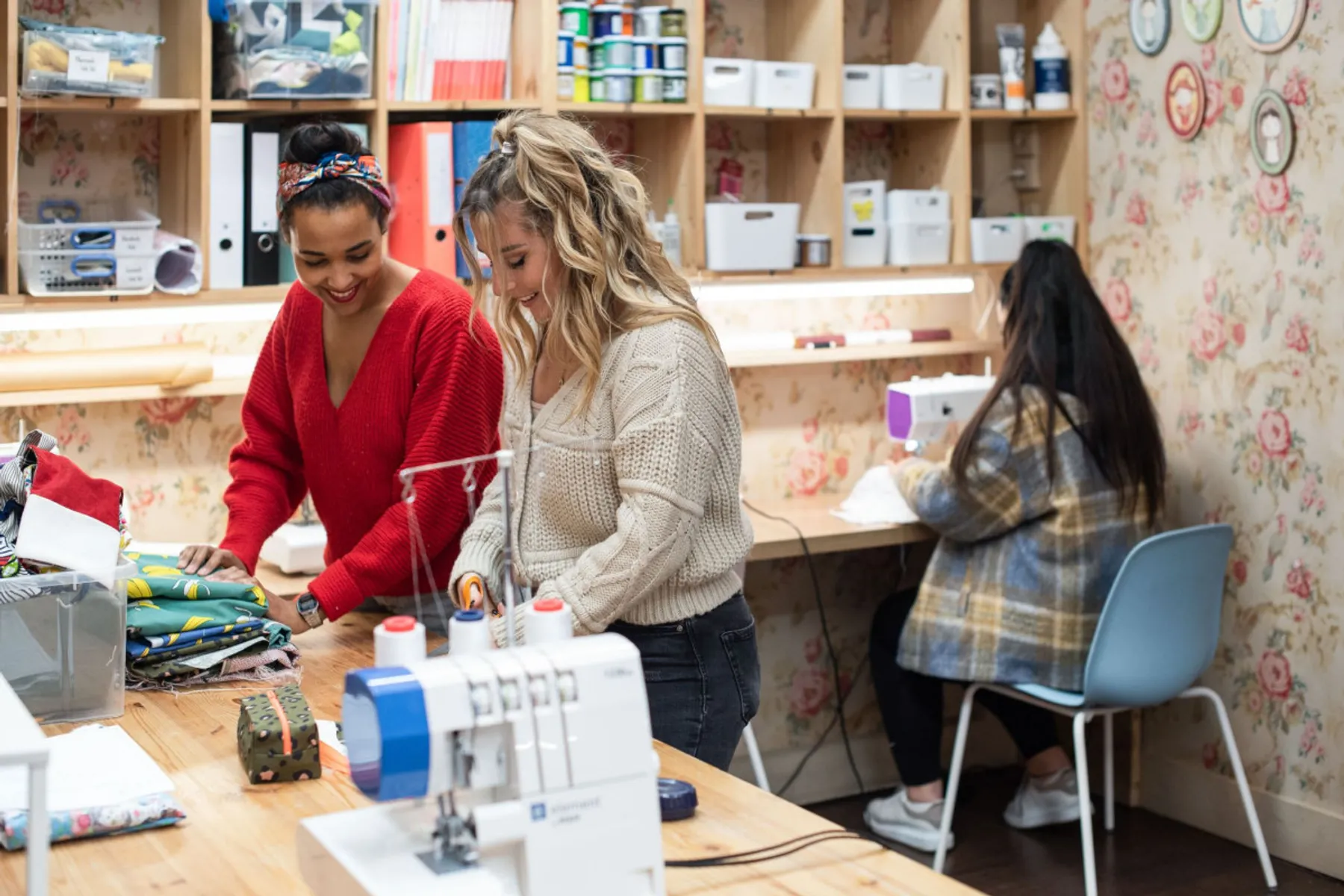 Initiez-vous à la couture et réalisez votre accessoire tendance - Image n°4 - Wecandoo