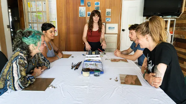 Initiez-vous au cyanotype en groupe - Image n°2 - Wecandoo