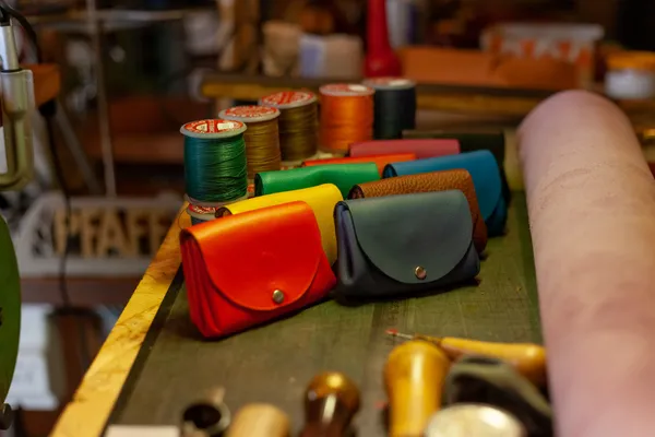 Fabriquez votre porte-monnaie en cuir - Afbeelding nr. 1 - Wecandoo