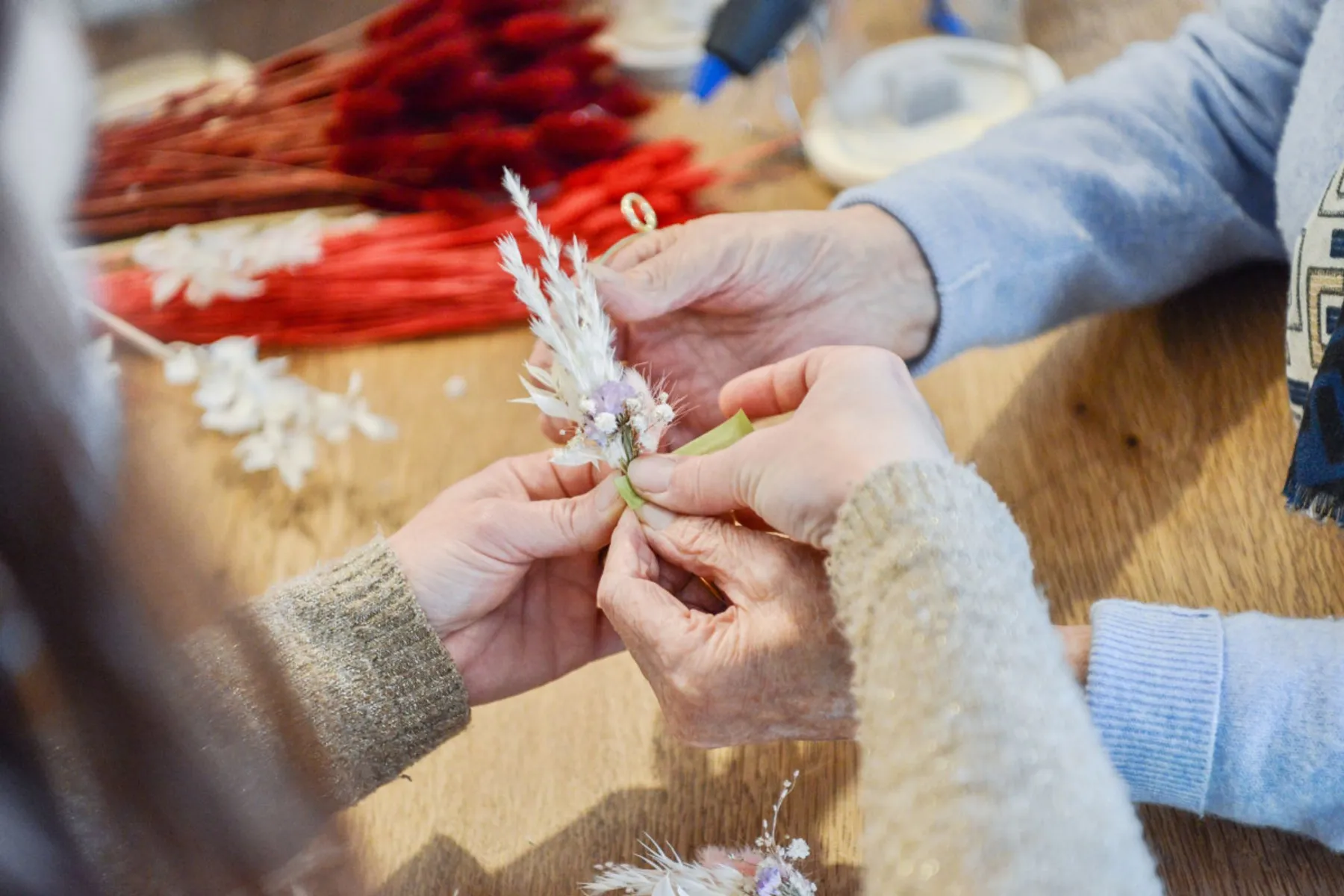 Créez votre couronne de fleurs séchées - Image n°3 - Wecandoo